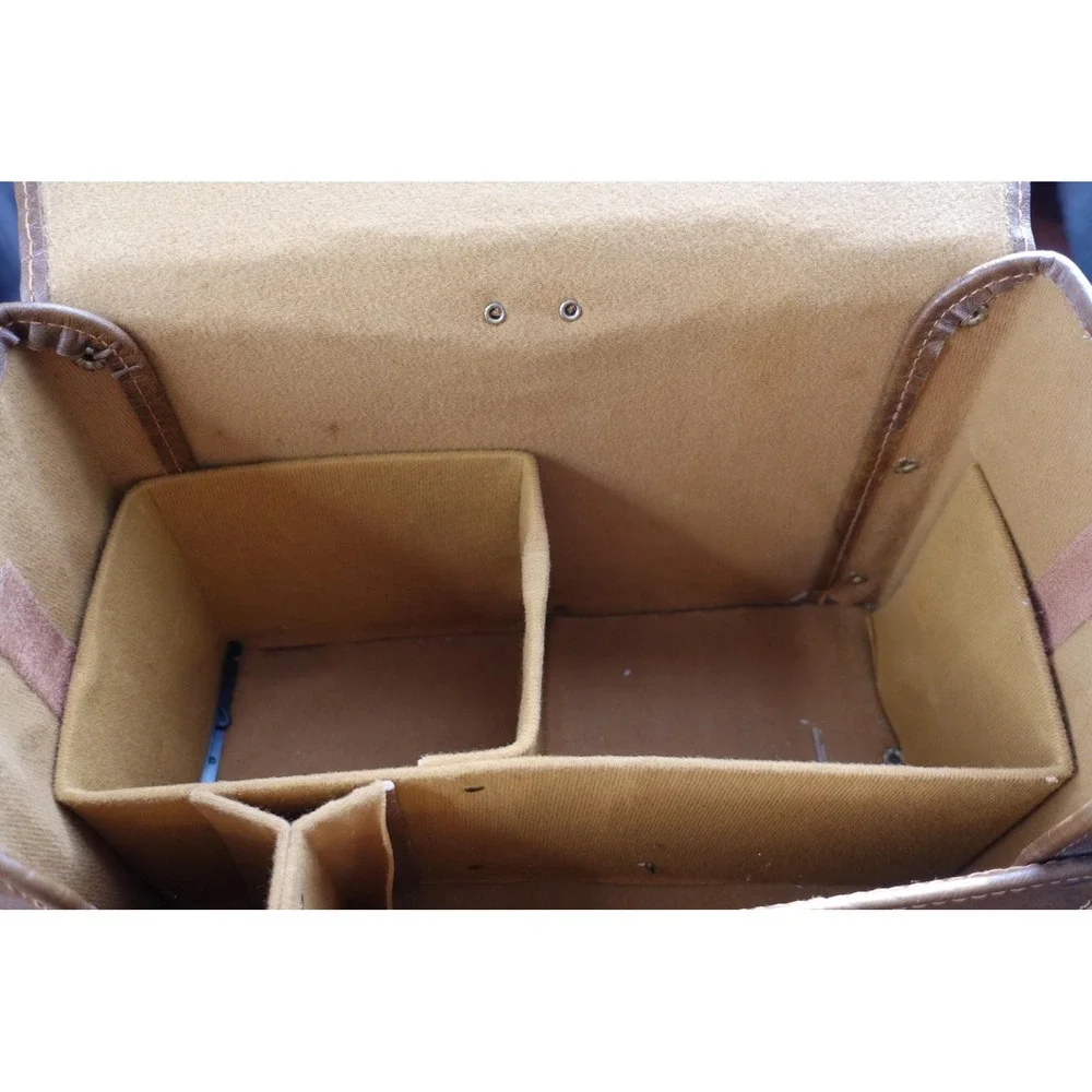 Vintage camera carrying case leather brown with‎ over shoulder strap